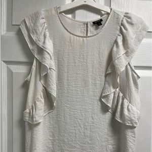 Ruffle short sleeve blouse